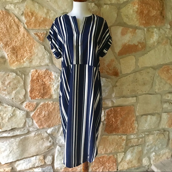 5 ⭐️ Fave!  Navy and white striped shirt dress - Picture 5 of 8